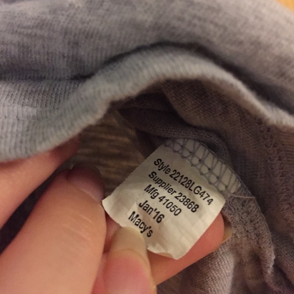 ⭐️ Lightly used girls American flag tank top - Picture 3 of 7